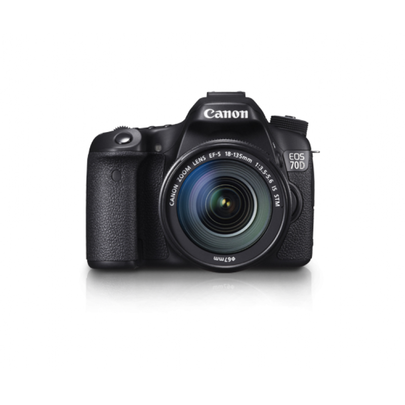 CANON EOS 70D W/18-135 IS STM