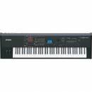 S70 XS//E	SYNTHESIZER